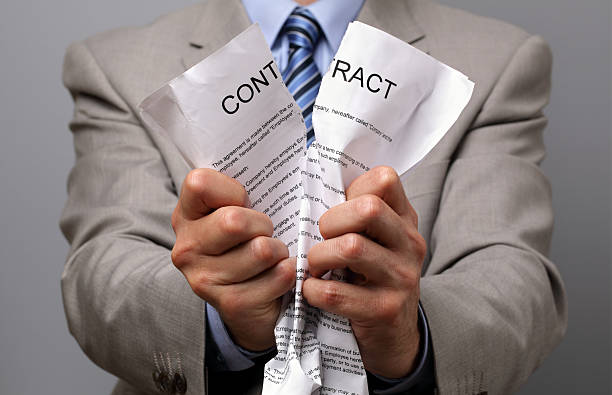 Shift Away from Contracts: Back Office Employees Encounter More Permanent Offers